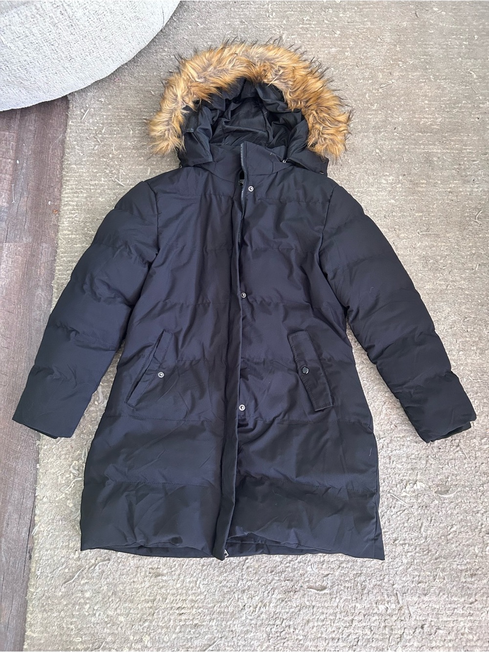 Women's Black Hooded Puffer Coat with Faux Fur Trim